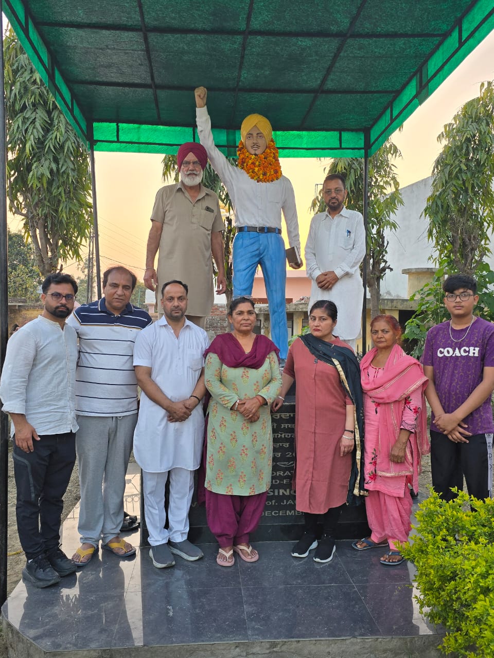 ਭਗਤ ਸਿੰਘ ਦੀ ਸੋਚ ਦੇ ਸਮਾਜ   ਦੀ ਸਿਰਜਣਾ ਲਈ ਉਨ੍ਹਾਂ ਵੱਲੋਂ ਮੋੜੇ ਪੰਨੇ ਤੋਂ ਅੱਗੇ ਪੜ੍ਹਨਾ ਸਮੇਂ ਦੀ ਅਣਸਰਦੀ ਲੋੜ-ਅਵਤਾਰ ਲੰਗੇਰੀ   